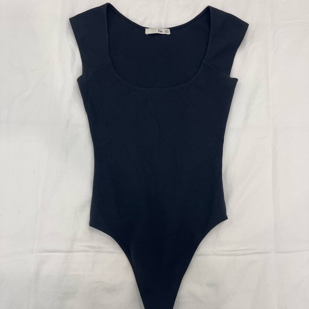 Wilfred Square Neck Bodysuit